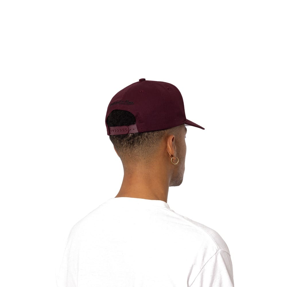 Mitchell & Ness Lacquer Pro Pinch Snapback Oakland Raiders - Fig