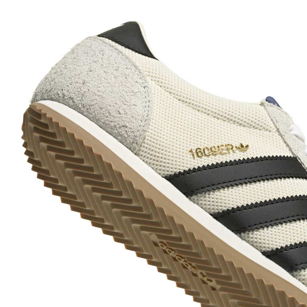 Adidas 1609ER RS - Chalk White / Core Black / Crystal White
