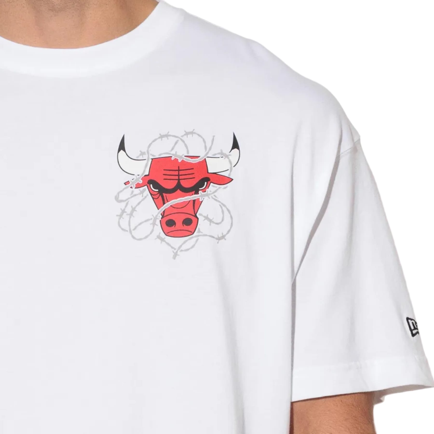 New Era Chicago Bulls Barbed Wire Tee - White