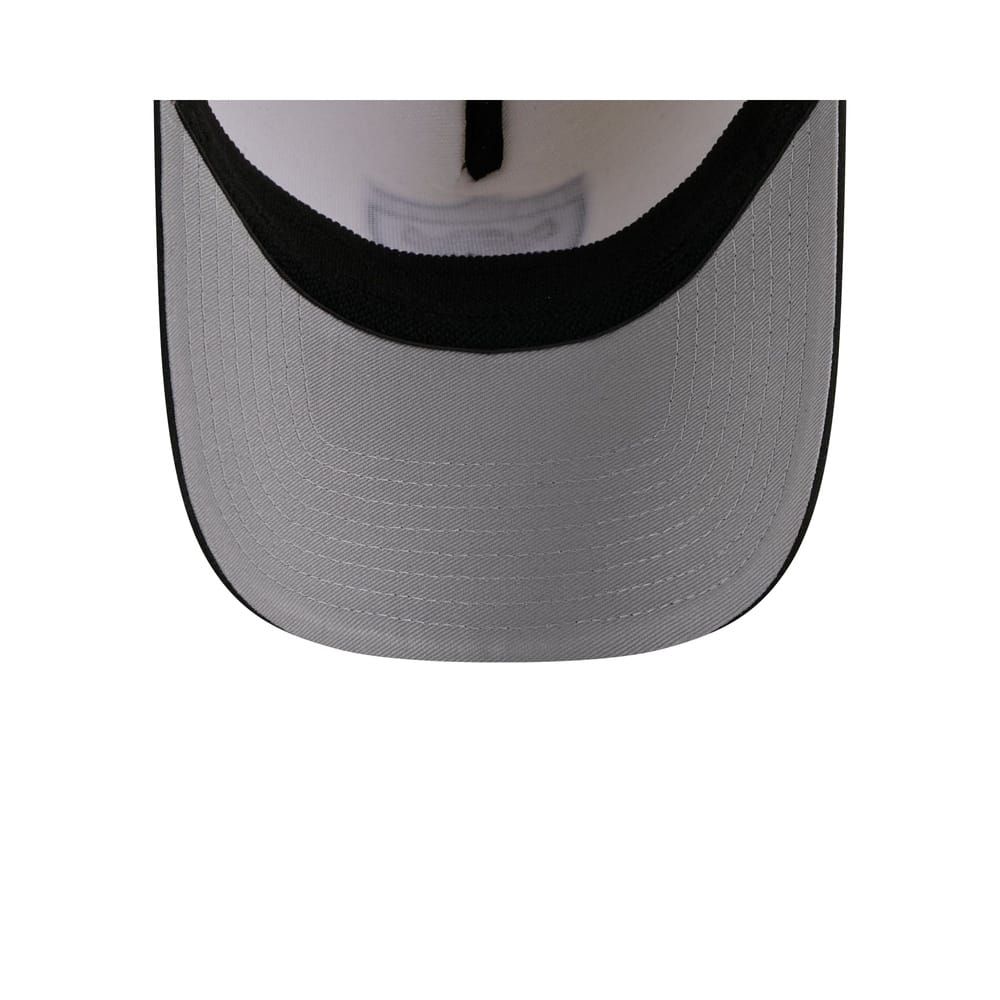 New Era 39THIRTY 2-Tone NFL A-Frame Fitted Cap Las Vegas Raiders - Chrome White / Black