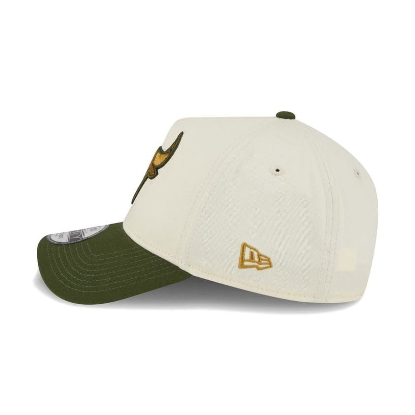 New Era 9FORTY 2 Tone A-Frame Metallic Snapback Chicago Bulls - Off White / Rifle Green