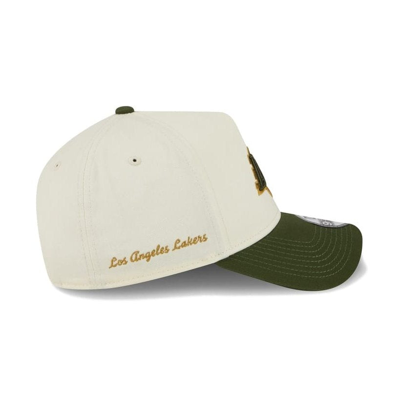 New Era 9FORTY 2 Tone A-Frame Metallic Snapback Los Angeles Lakers - Off White / Rifle Green