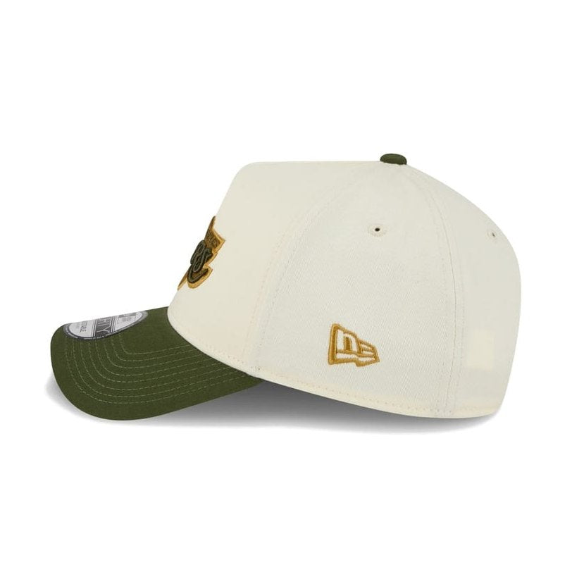 New Era 9FORTY 2 Tone A-Frame Metallic Snapback Los Angeles Lakers - Off White / Rifle Green