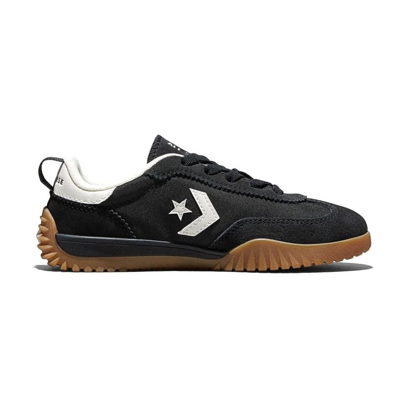 Converse Run Star Trainer Low Egret /  Black / Honey.