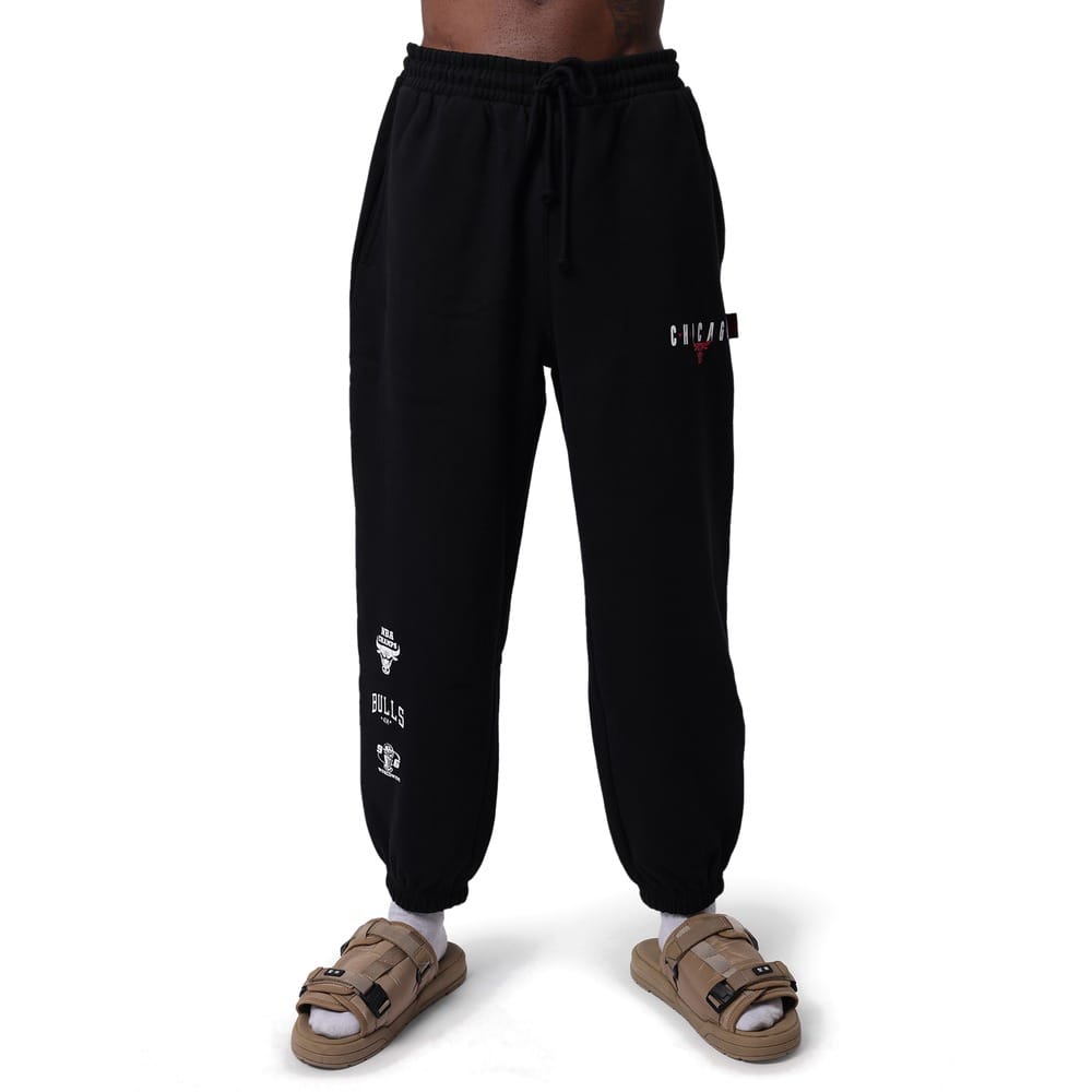 Mitchell & Ness Chicago Bulls Stacked Track Pant - Black
