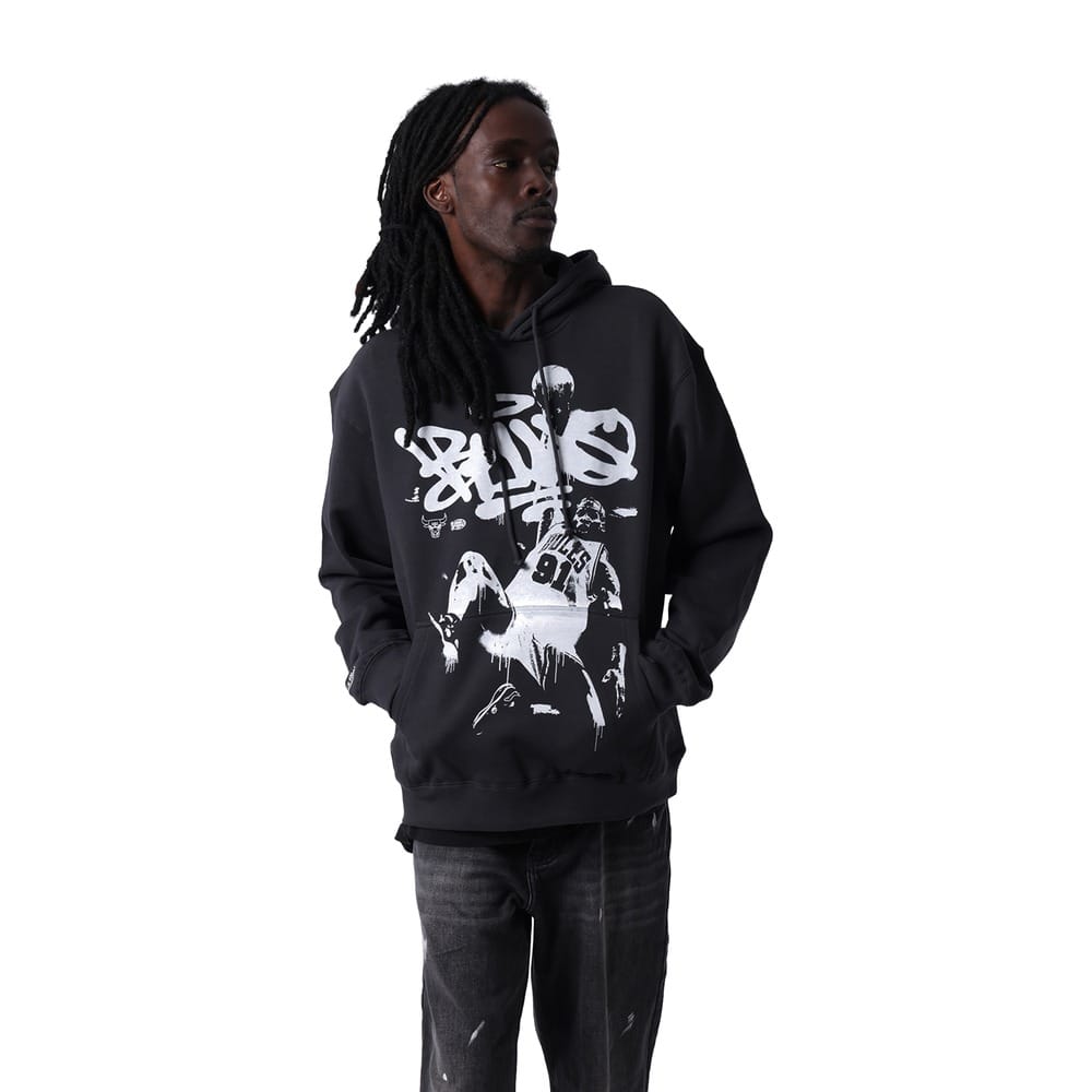 Mitchell & Ness On Tour Hoodie Chicago Bulls - Washed Black