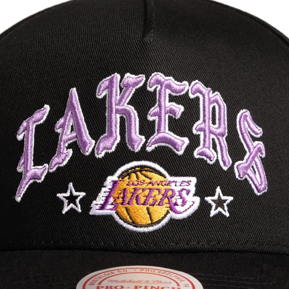 Mitchell & Ness Black Letter Pro Pinch Snapback Los Angeles Lakers - Black