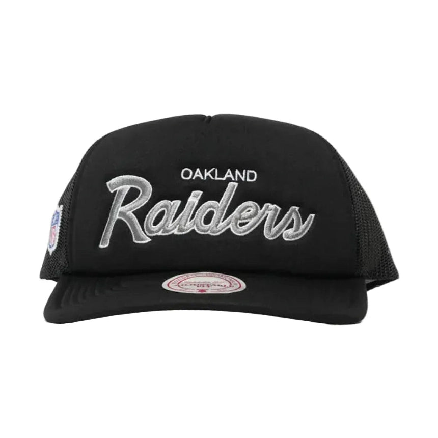 Mitchell & Ness Classic Script Trucker Snapback Las Vegas Raiders - Black