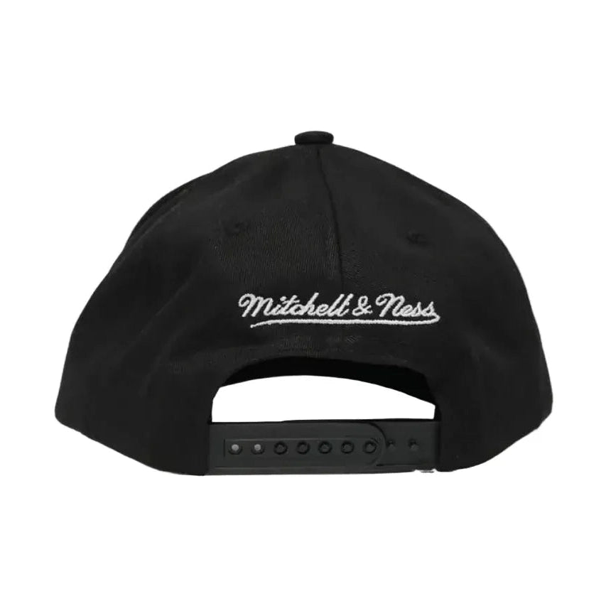 Mitchell & Ness Evergreen Team Pro Pinch Snapback Phoenix Suns - Black