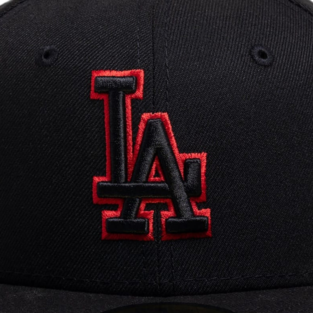 New Era 59FIFTY Black Pop Fitted Cap Los Angeles Dodgers - Black / Red