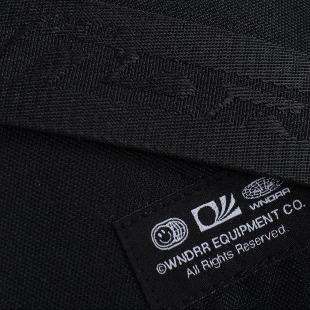 WNDRR Offside Cut Bag - Black